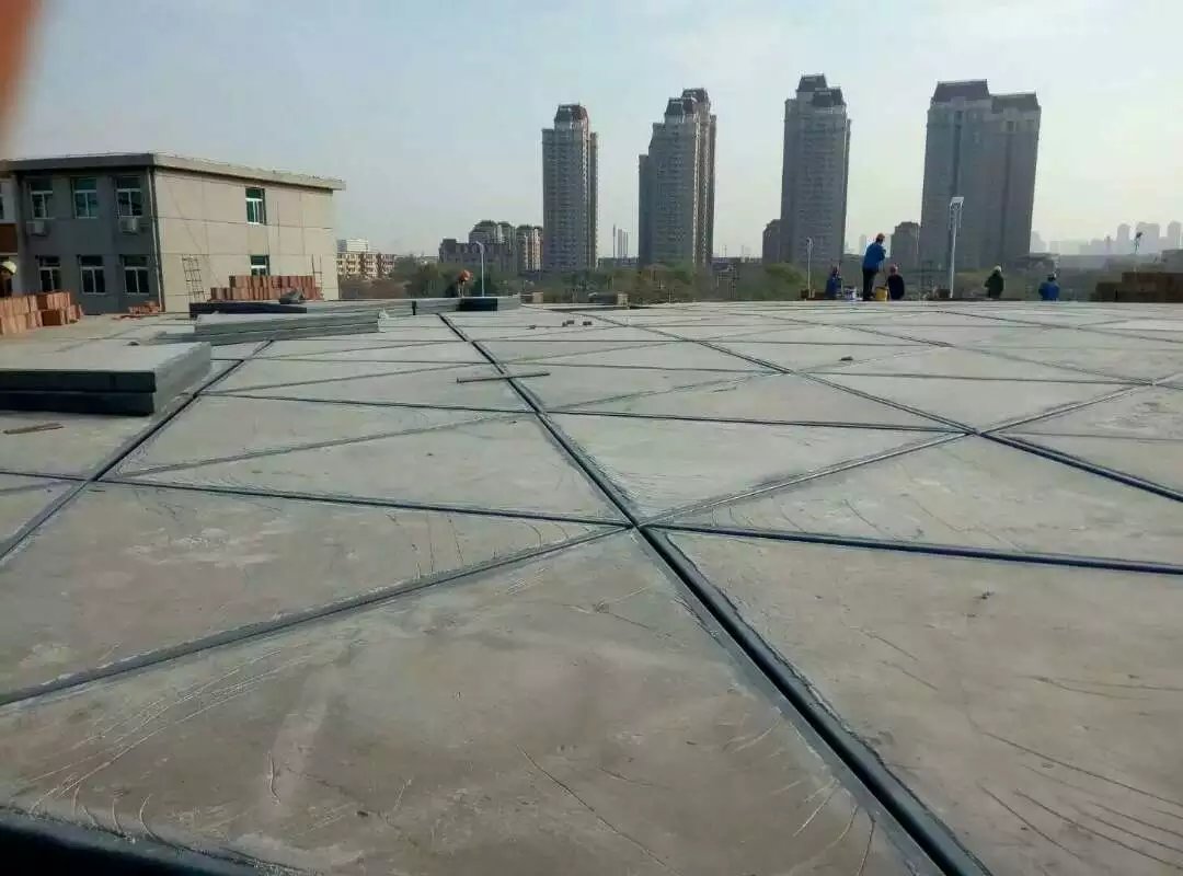 鋼骨架輕型墻板生產(chǎn)廠家